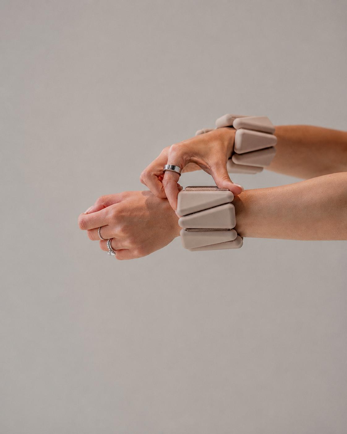 ELEVA TU PILATES
con
ÉLORA